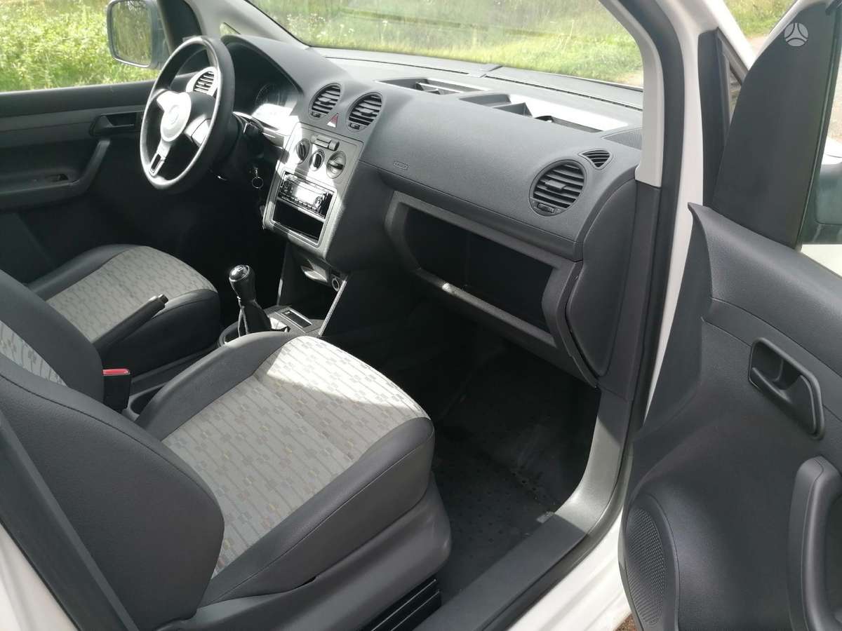 Volkswagen Caddy Maxi - 12