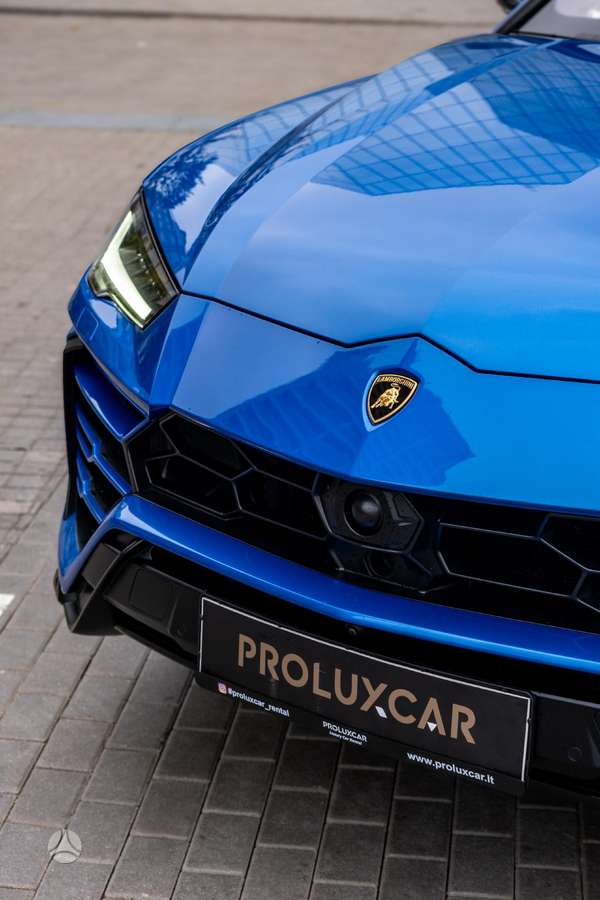 Lamborghini Urus, 4.0 l., visureigis / krosoveris