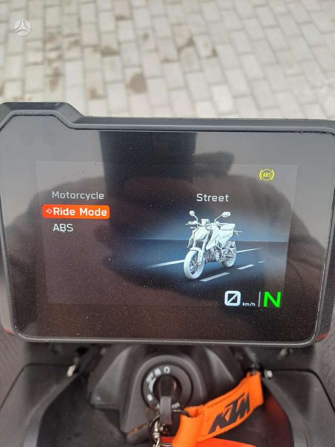 KTM Duke 125cc, street / classic
