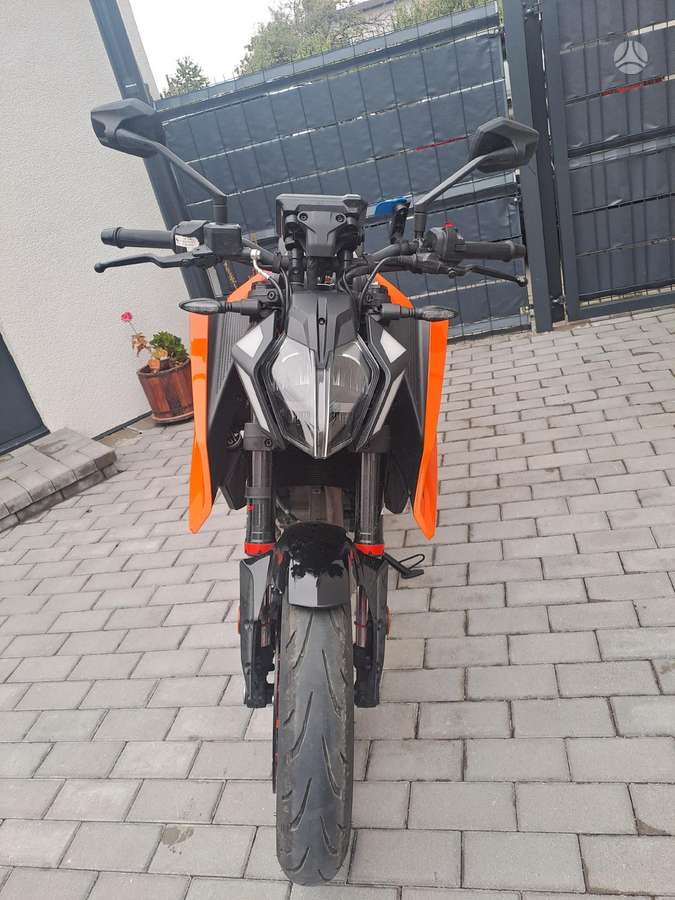 KTM Duke 390cc, street / classic
