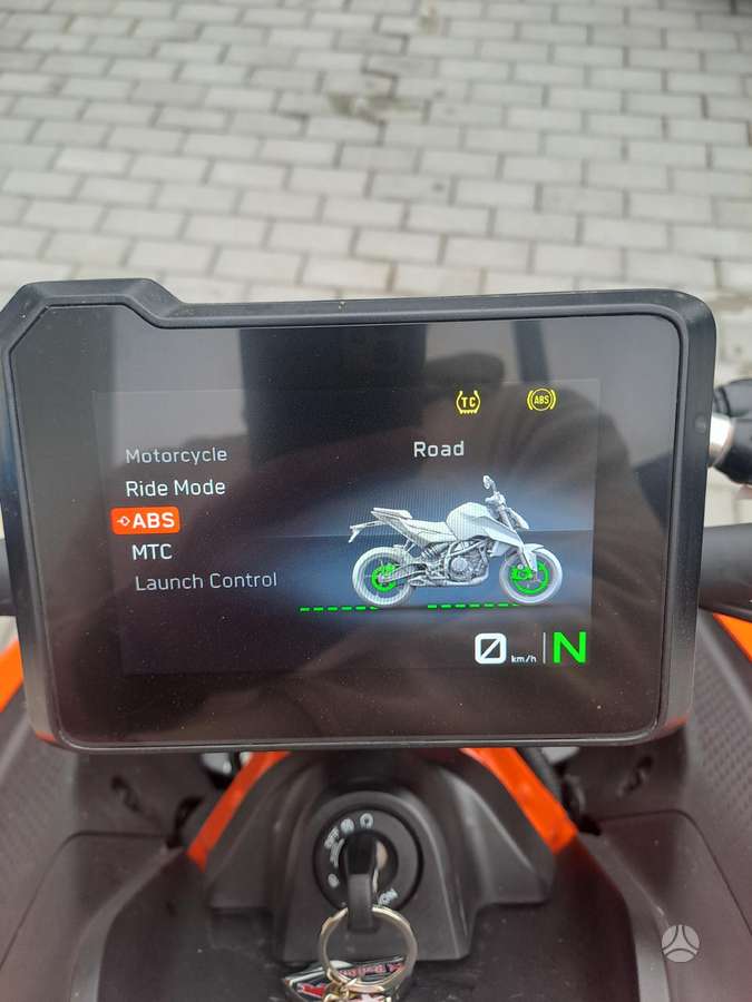 KTM Duke 390cc, street / classic