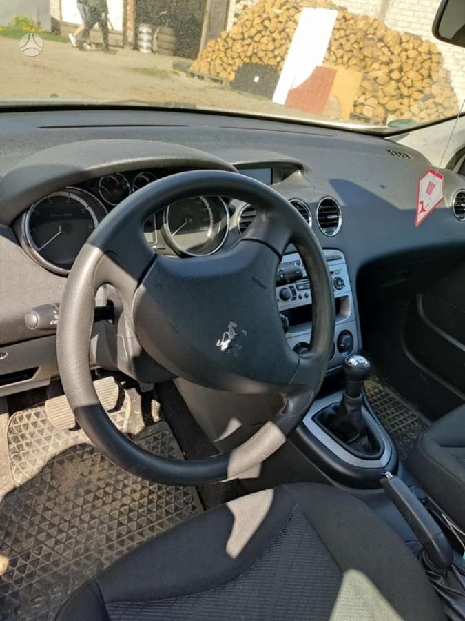 Peugeot 308 по частям