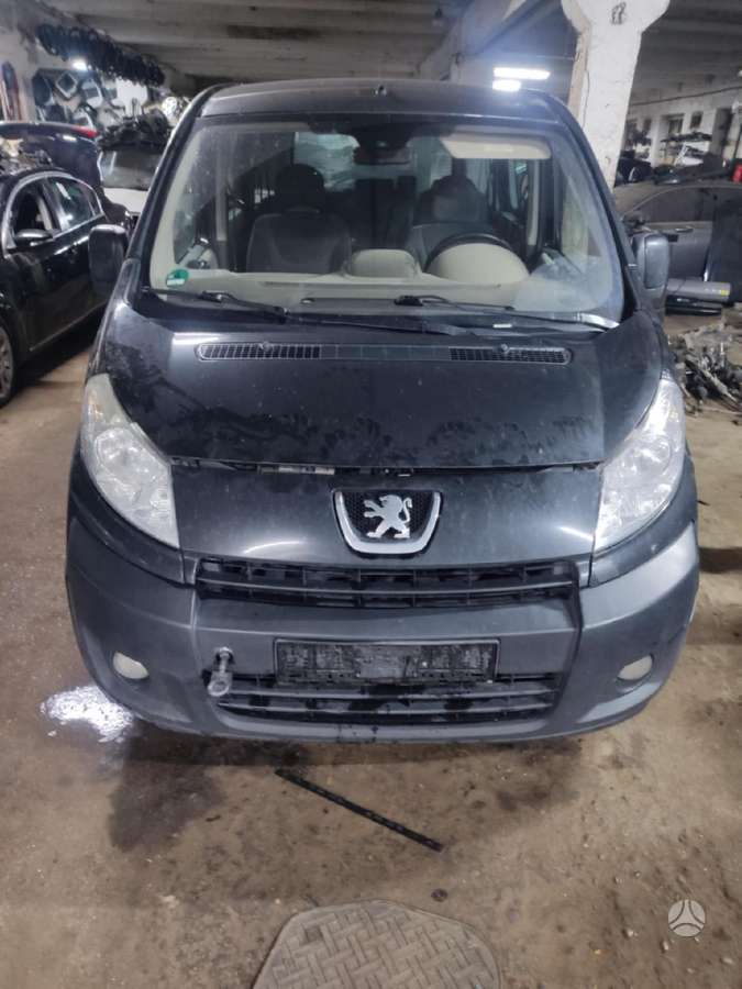 Peugeot Expert по частям