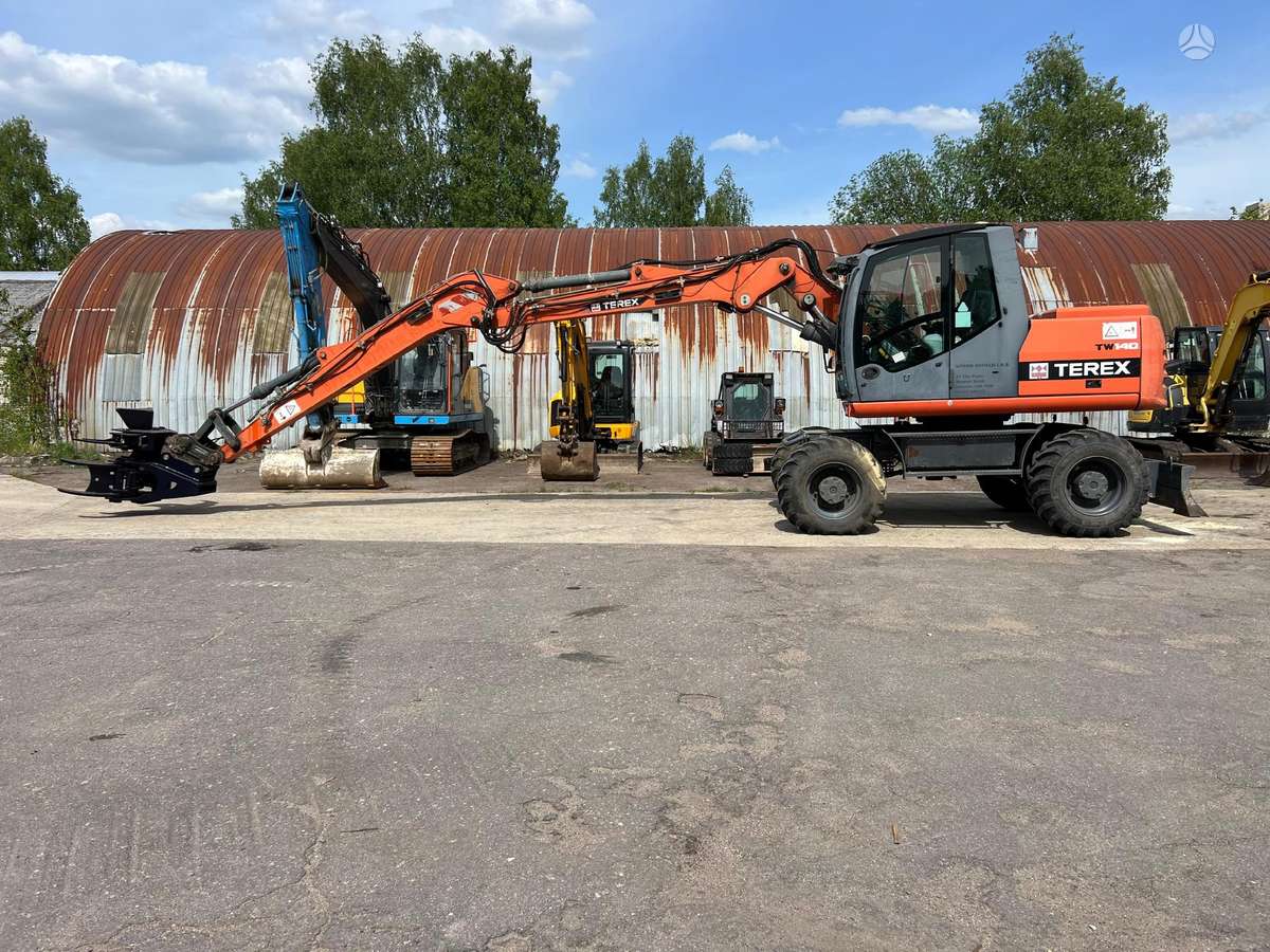 Terex Tw140, ekskavatoriai