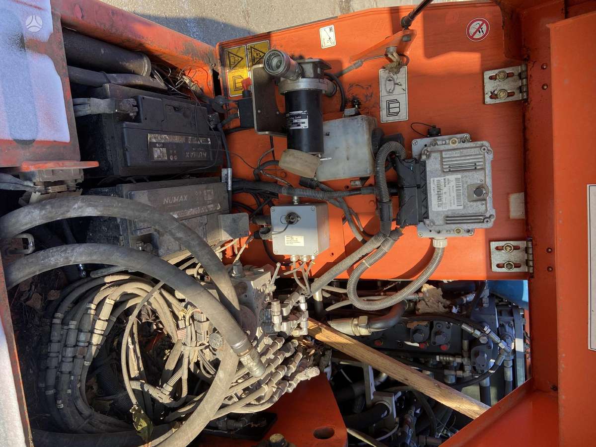 Terex Tw140, ekskavatori