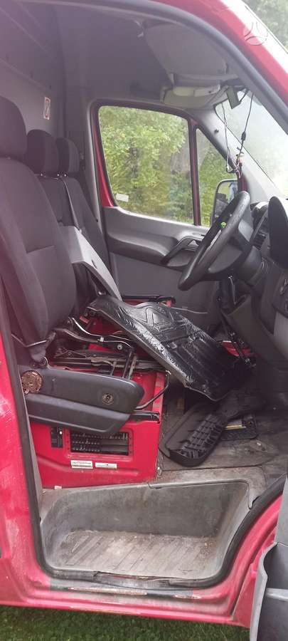 Mercedes-Benz Sprinter, cargo vans