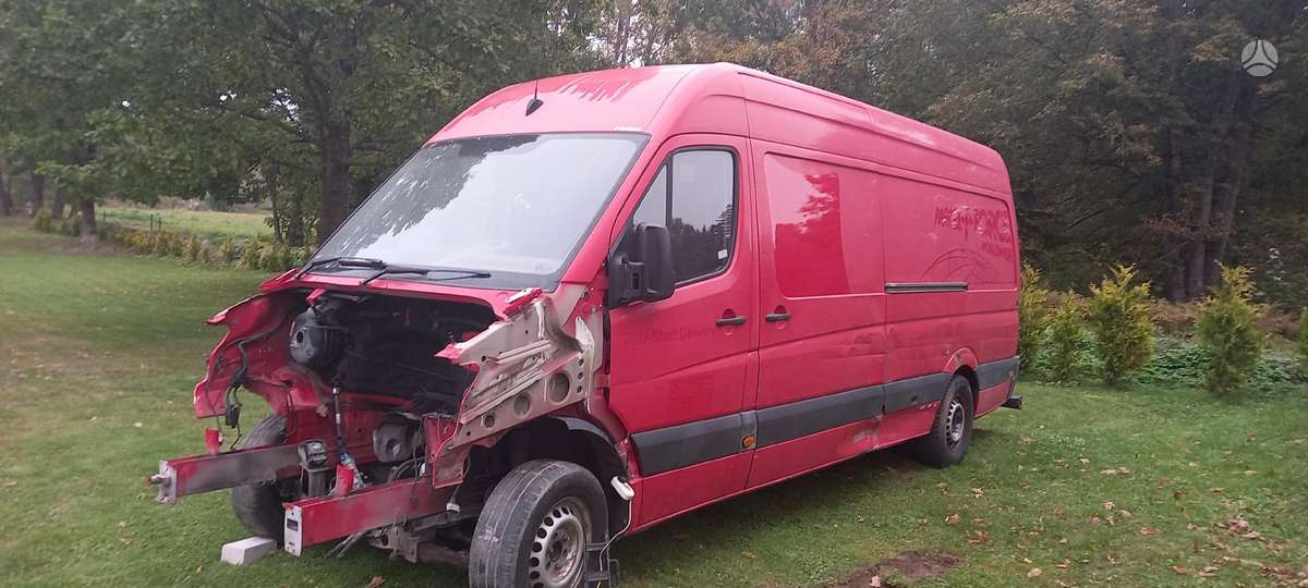Mercedes-Benz Sprinter, cargo vans