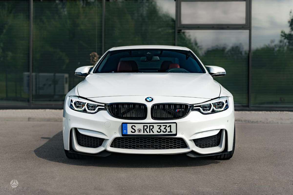 BMW M4, 3.0 l., convertible