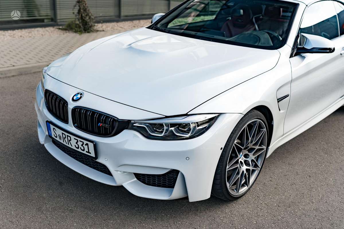BMW M4, 3.0 l., convertible