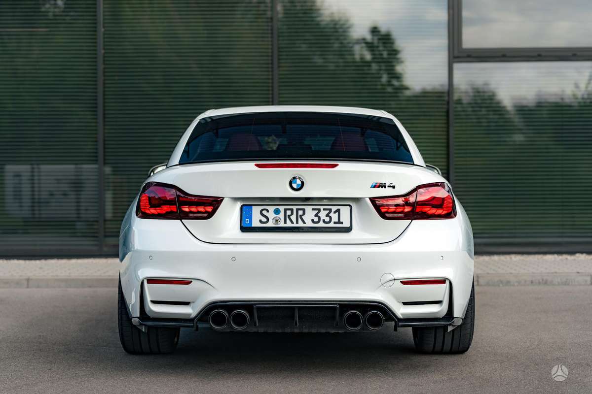 BMW M4, 3.0 l., convertible