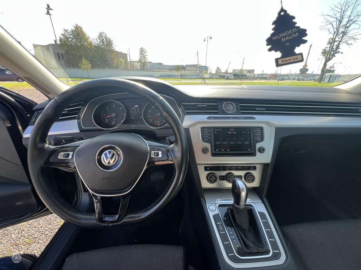 Volkswagen Passat, 2.0 l., Универсал