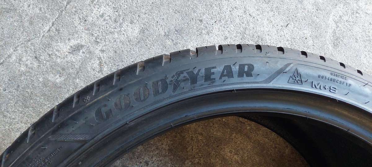 Goodyear, всесезонные 255/35 R19