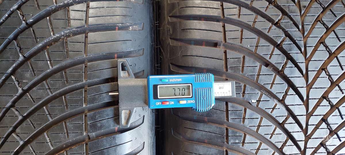 Goodyear, всесезонные 255/35 R19