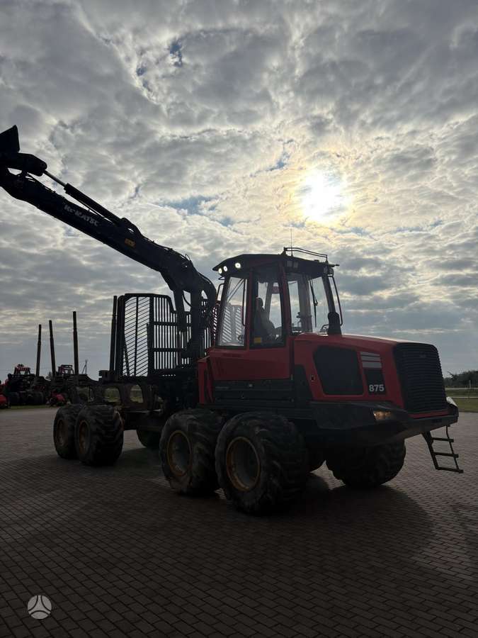 Komatsu 875, medvežės