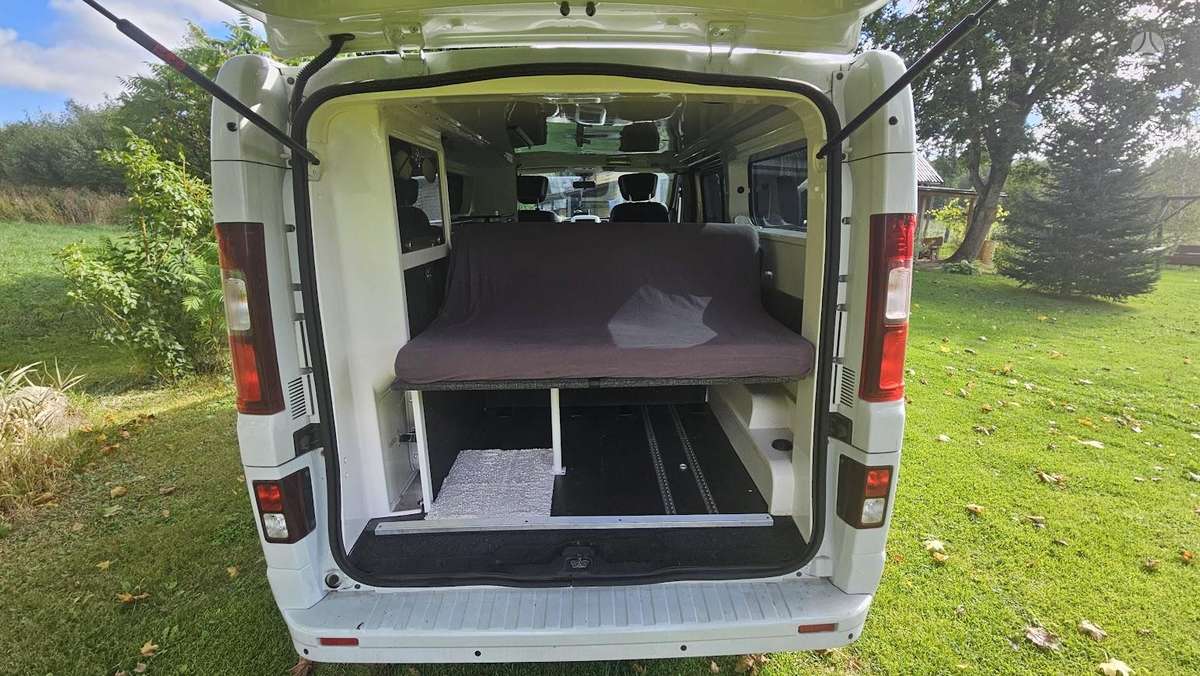 Renault Trafic, туристическиe автомобили