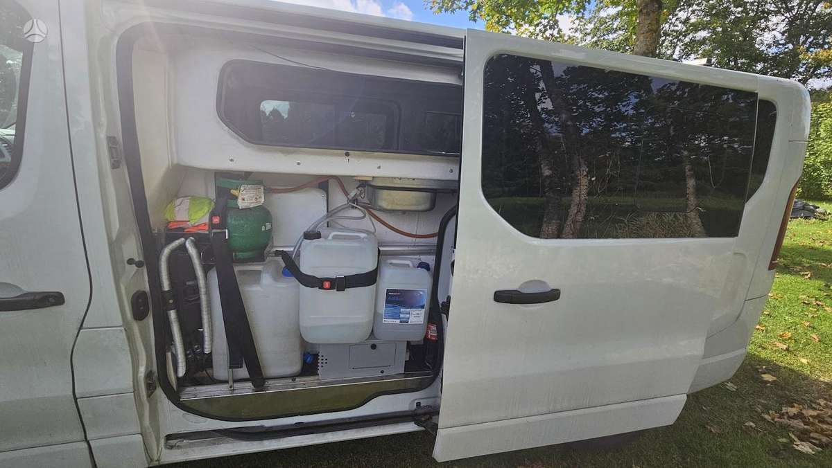 Renault Trafic, туристическиe автомобили