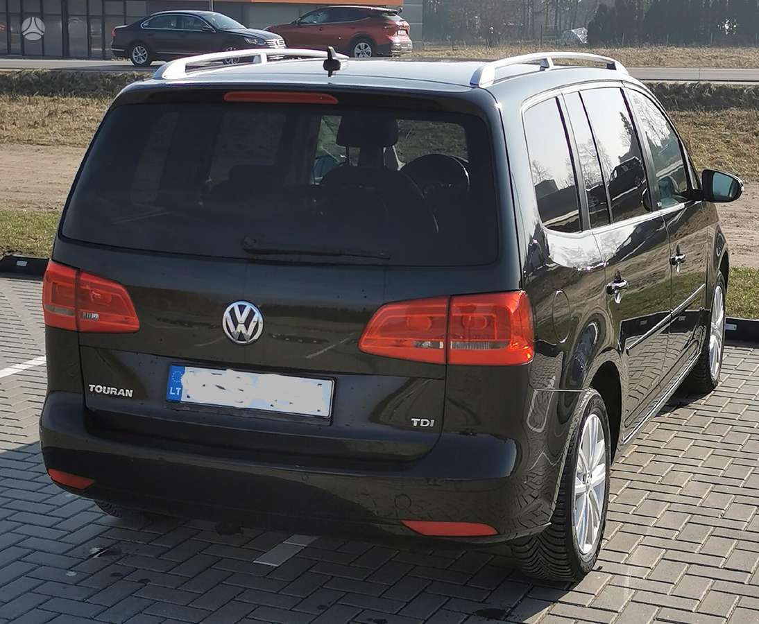 Volkswagen Touran - 6