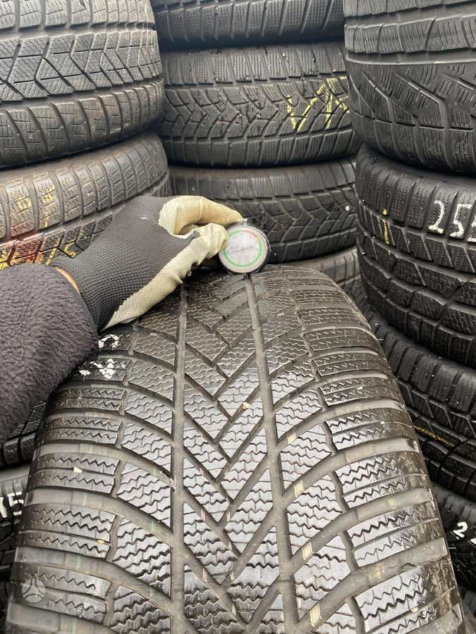 Bridgestone LM 005, žieminės 255/50 R19