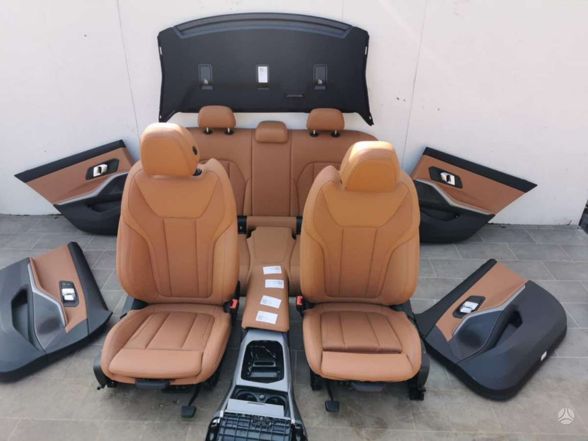 BMW 3 serija детали салона