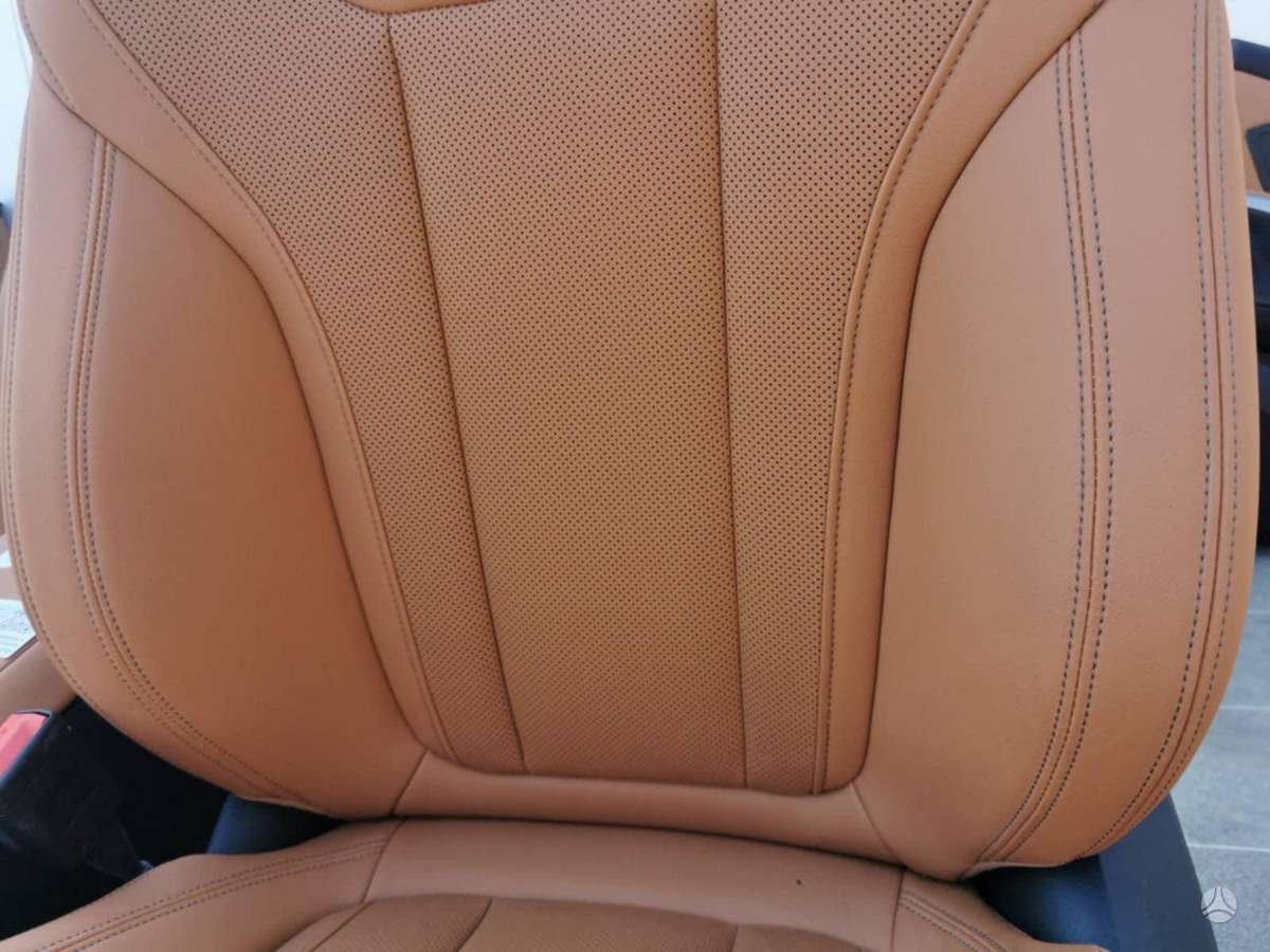 BMW 3 serija детали салона