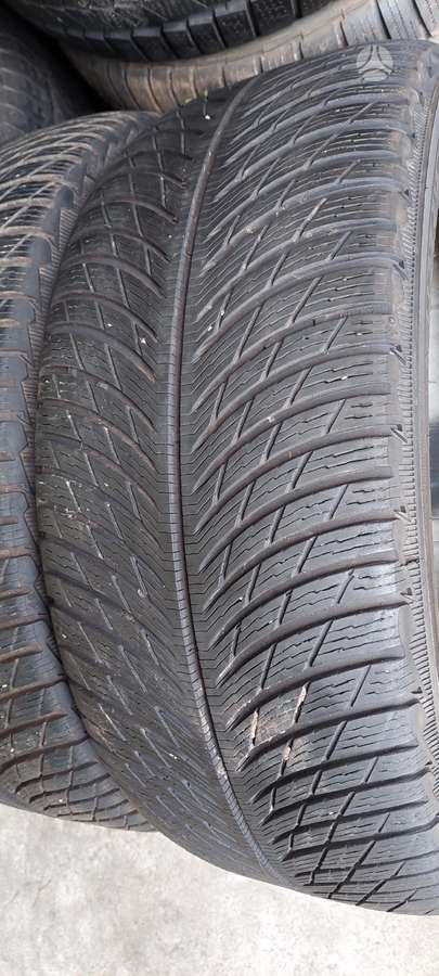 Michelin, летние 235/45 R19