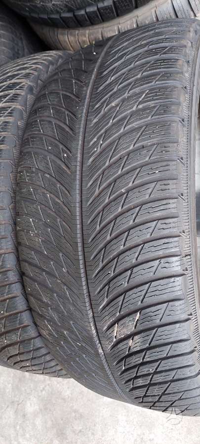 Michelin, vasarinės 235/45 R19
