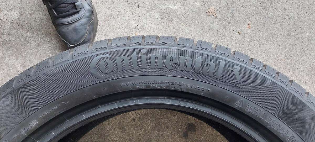 Continental, зимние 285/45 R22