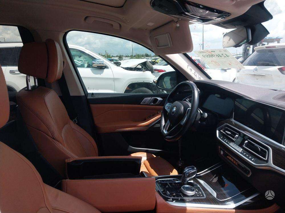 BMW X7 по частям. X7 usa b588 spalva a96