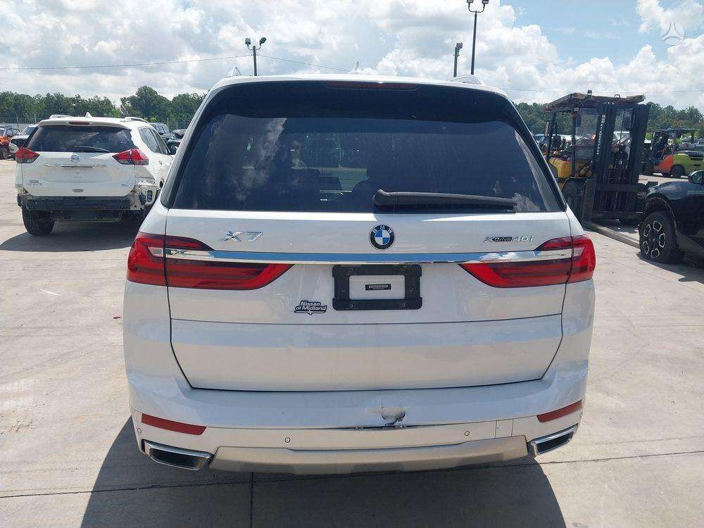 BMW X7 по частям. X7 usa b588 spalva a96