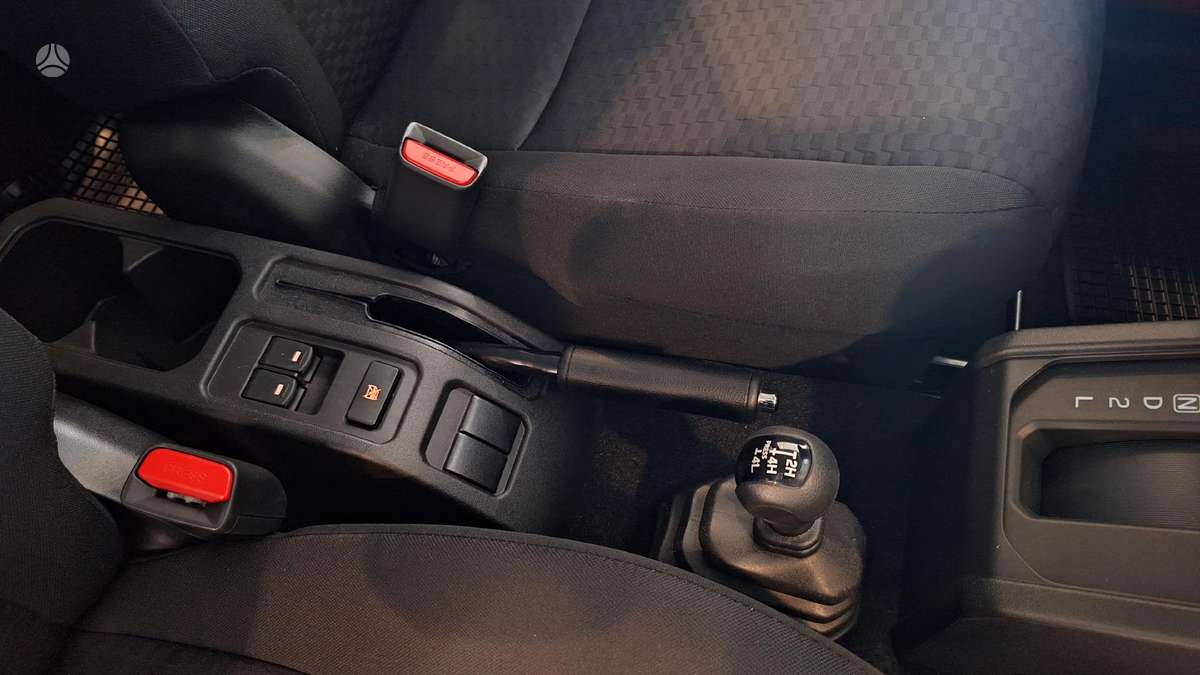 Suzuki Jimny - 11