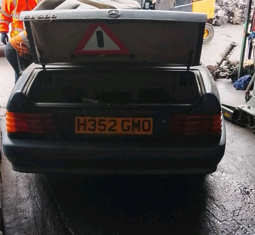 Mercedes-Benz SL500