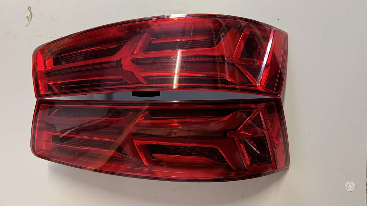 Audi Q7, 4M0 945 094, lights