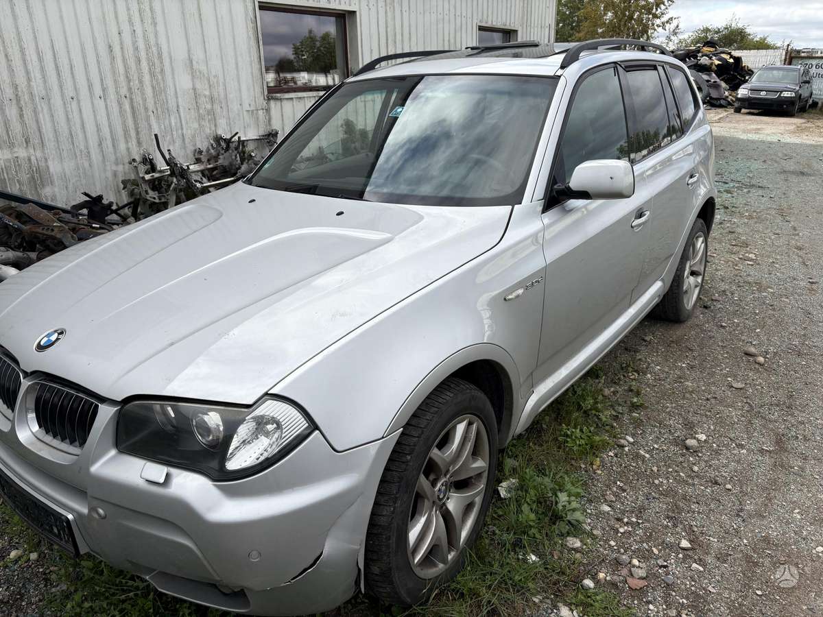 BMW X3 37068366700