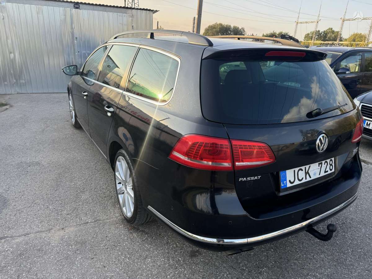 Volkswagen Passat, 2.0 l., Универсал