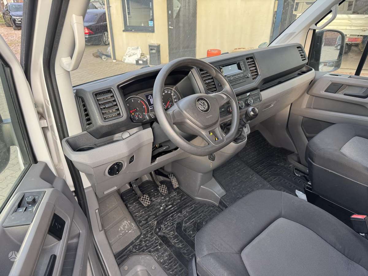 Volkswagen Crafter, cargo vans