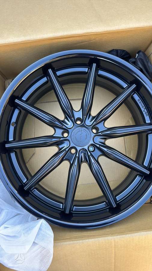 CONCAVER CVR8 MATT BLACK, light alloy, R21