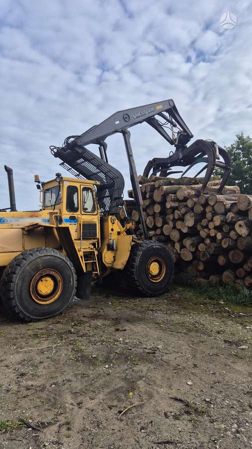 Volvo L160, форвардеры
