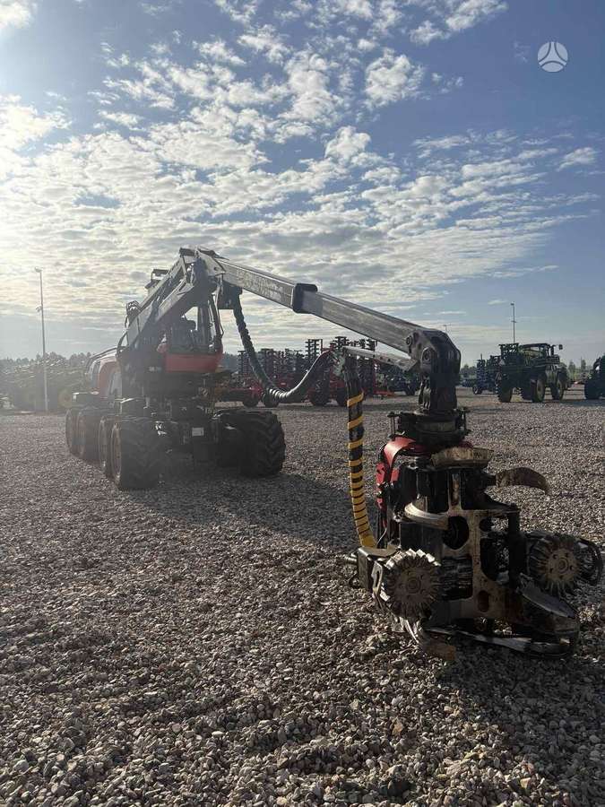 Komatsu 901XC, harvesters