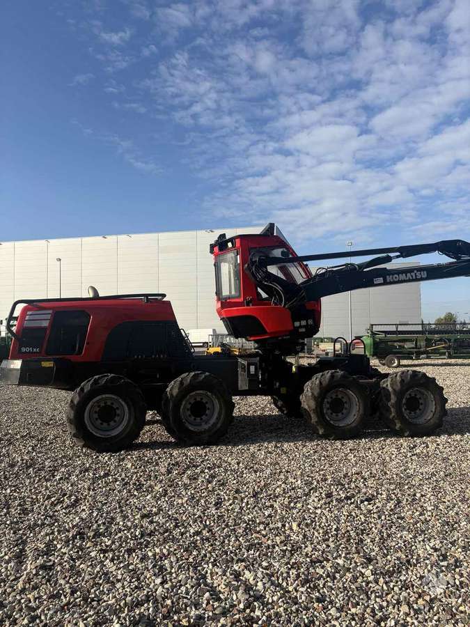 Komatsu 901XC, харвестеры