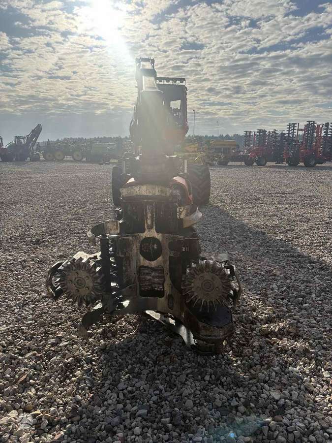 Komatsu 901XC, харвестеры
