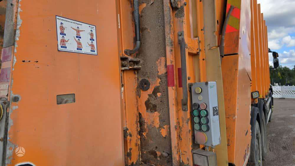 Iveco AD260, garbage trucks
