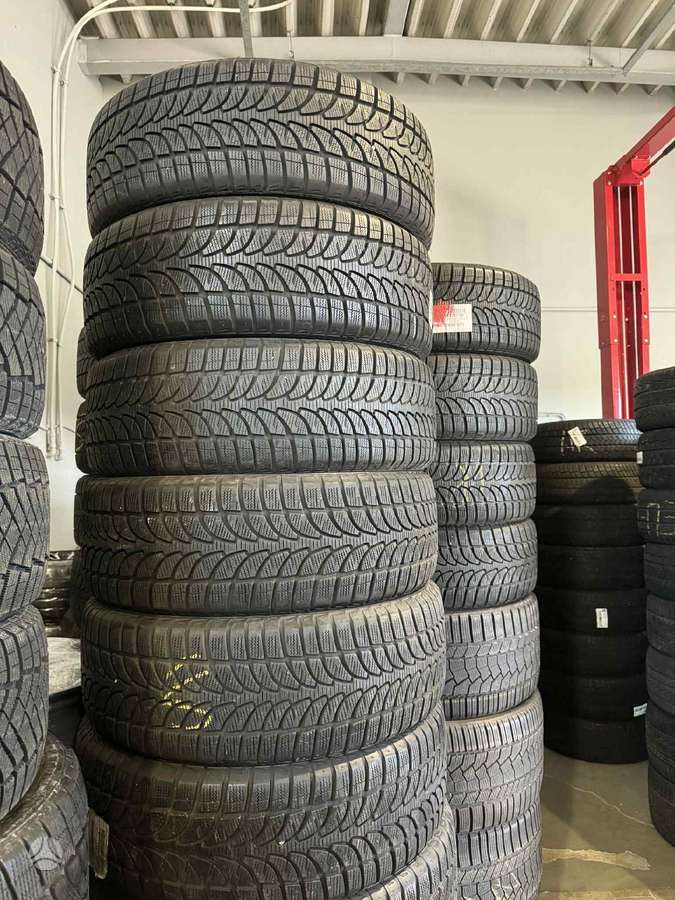 Bridgestone BLIZZAK LM-80 EVO, winter 235/60 R18