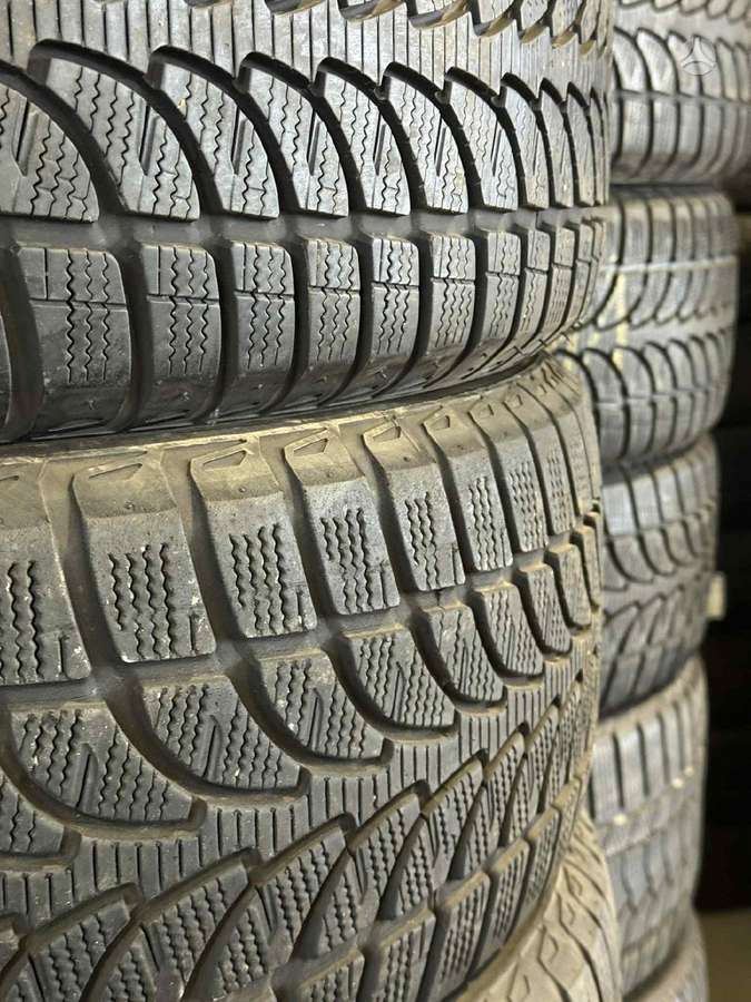 Bridgestone BLIZZAK LM-80 EVO, winter 235/60 R18