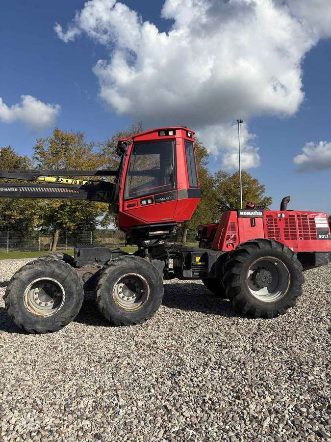 Komatsu 931.1, medkirtės
