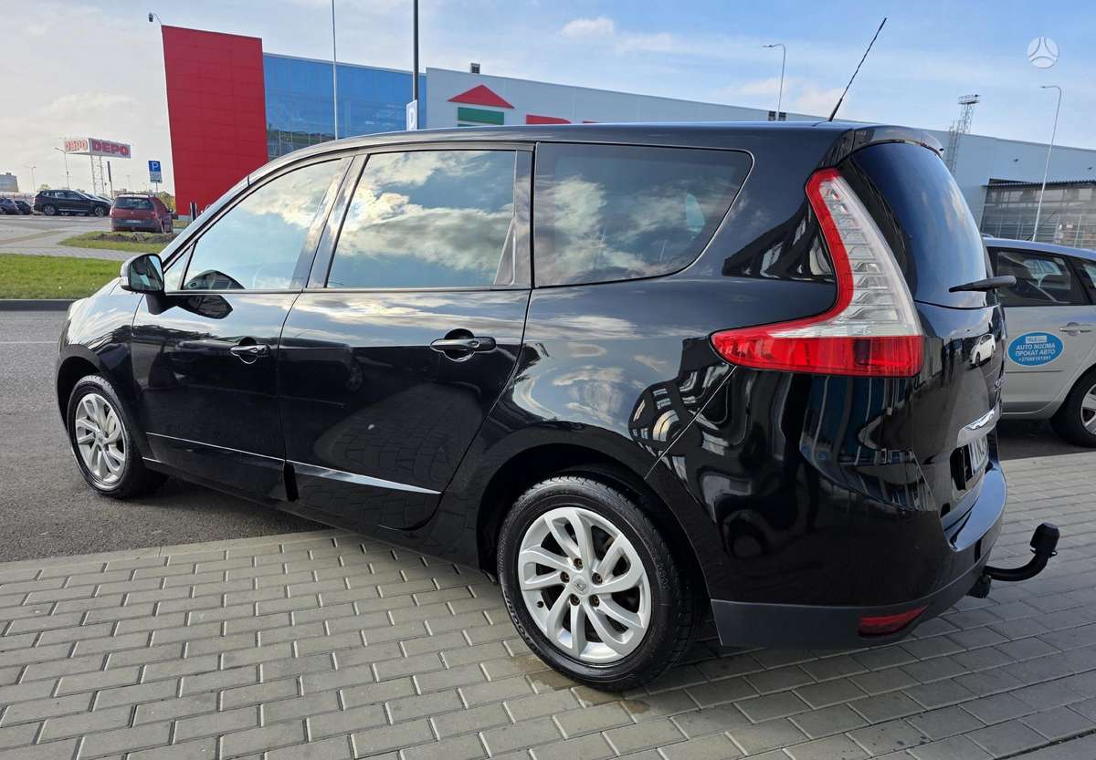 Renault Grand Scenic - 5