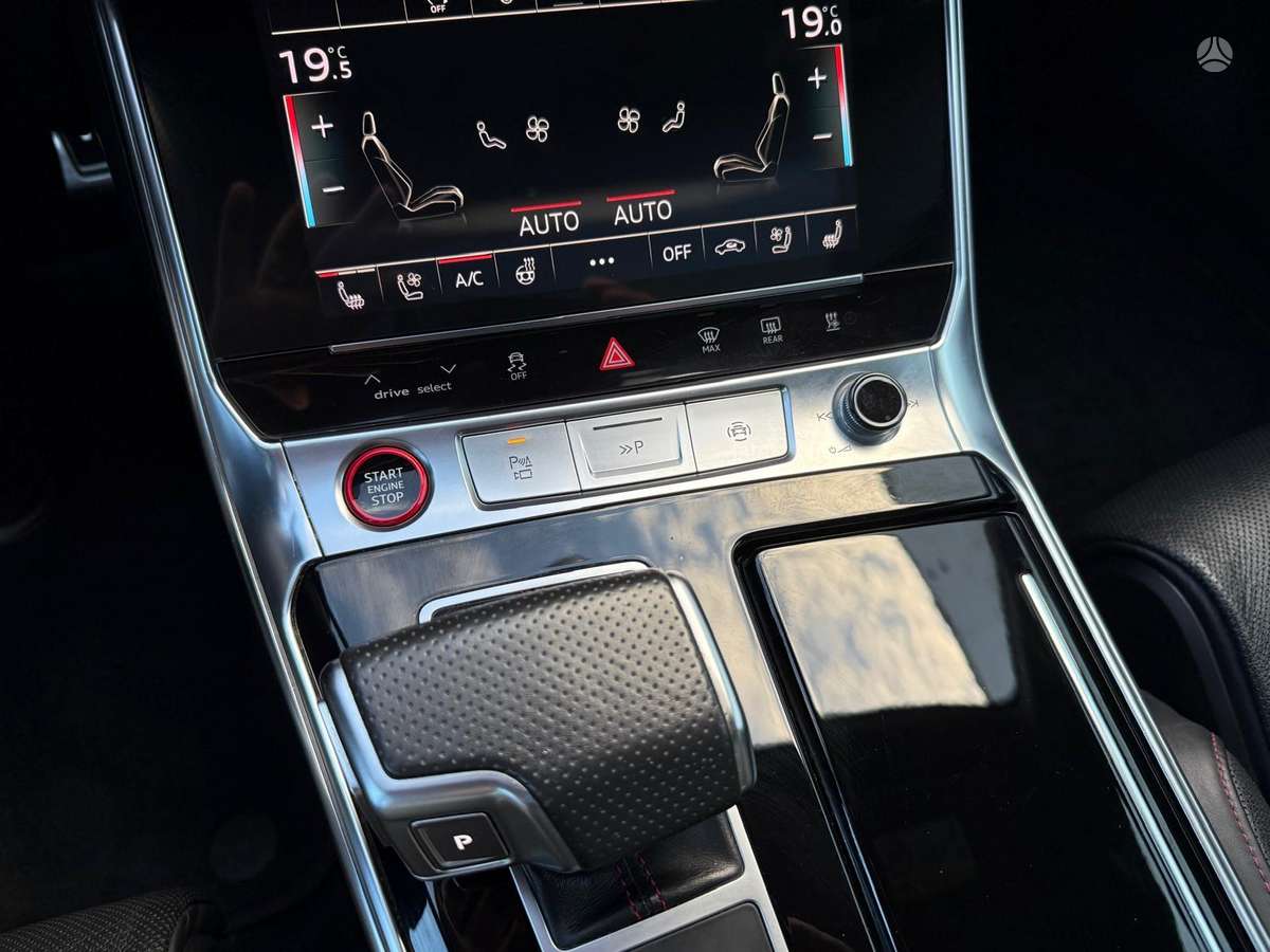 Audi S7, 3.0 l., Седан