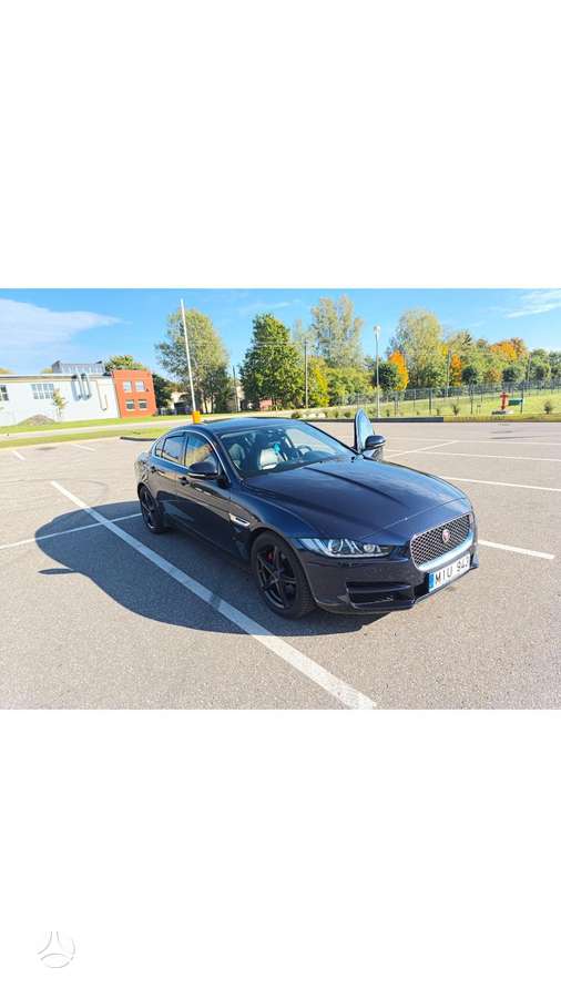Jaguar XE, 2.0 l., Седан
