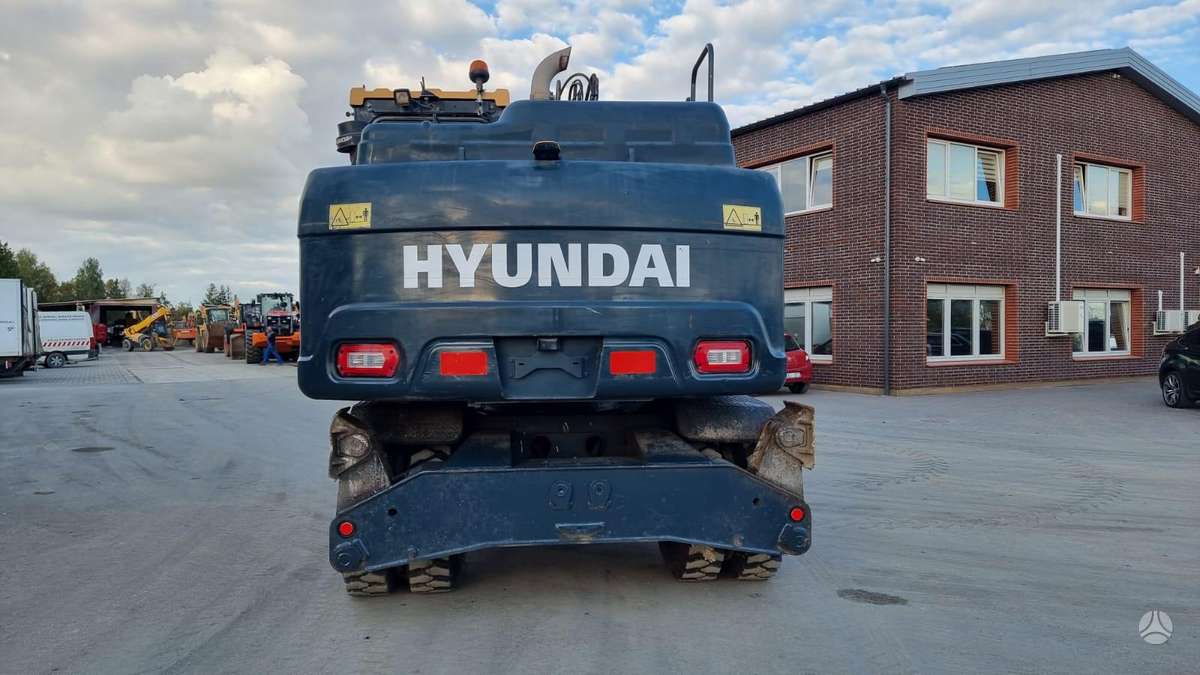 Hyundai HW 140, экскаваторы