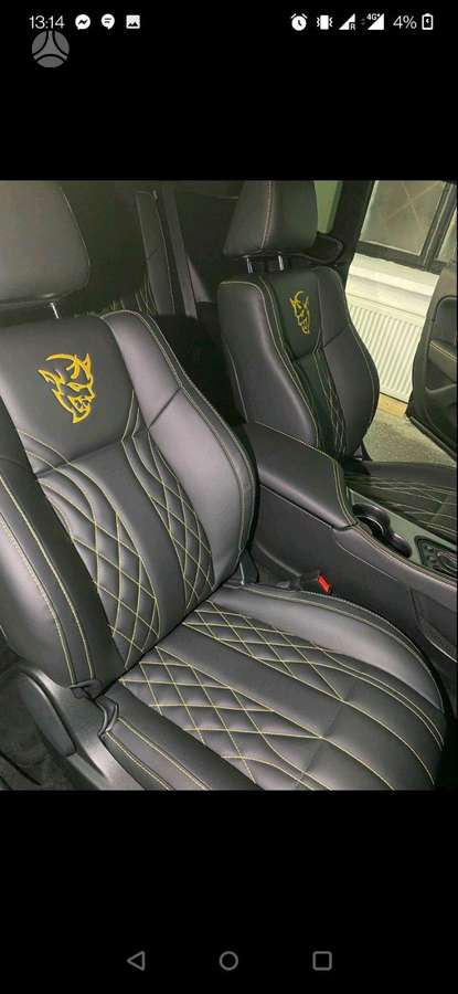 Dodge Challenger детали салона