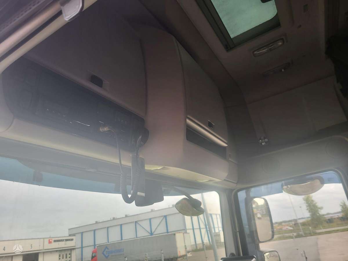 DAF XF 480 MEGA, double sleeper